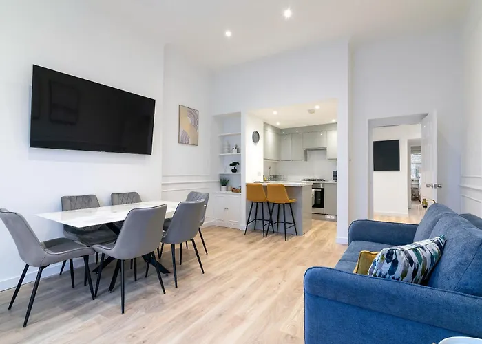 Luxury 2 Bed Flat In Notting Hill